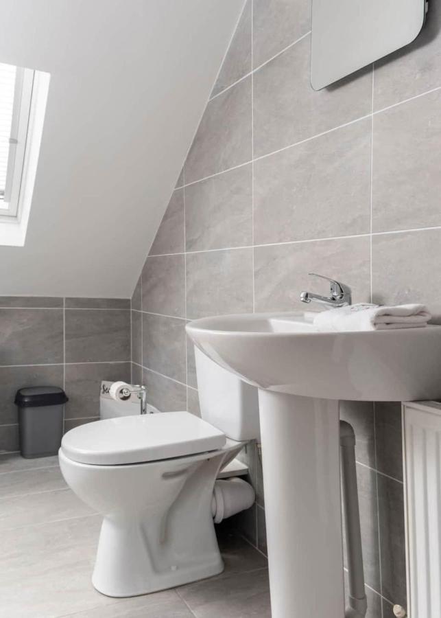 Vila Modern Newly Refurbished House 10 Minute Walk From Lahinch Exteriér fotografie
